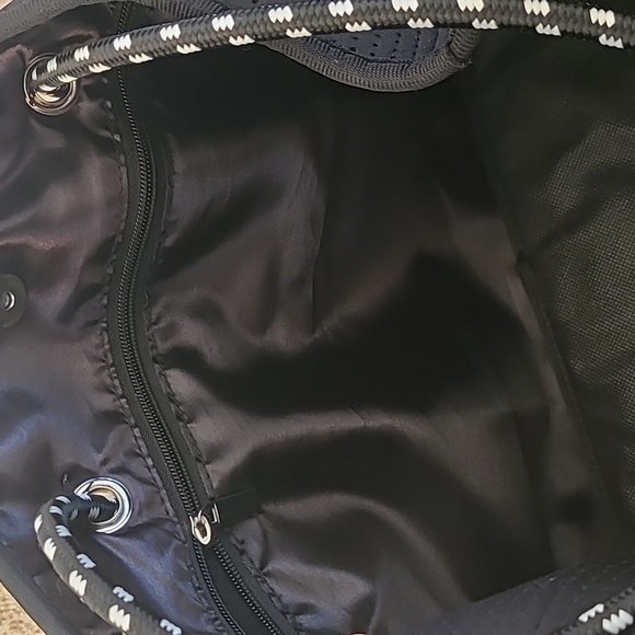 🎯⏰️🎯Neoprene Tote/Bag🆑️lowest Pd - Picture 5 of 9